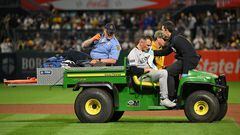 PITTSBURGH, PENNSYLVANIA - SEPTEMBER 15: Anthony Misiewicz #54 of the New York Yankees is carted off the field after being hit by a ball off the bat of Ji Hwan Bae #3 of the Pittsburgh Pirates (not pictured) in the sixth inning during the game at PNC Park on September 15, 2023 in Pittsburgh, Pennsylvania. Players are wearing number 21 in honor of Roberto Clemente Day.   Justin Berl/Getty Images/AFP (Photo by Justin Berl / GETTY IMAGES NORTH AMERICA / Getty Images via AFP)