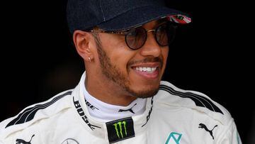Mercedes&#039; British driver Lewis Hamilton is seen after winning the pole position during the qualifying session at the Silverstone motor racing circuit in Silverstone, central England on July 15, 2017 ahead of the British Formula One Grand Prix. / AFP 