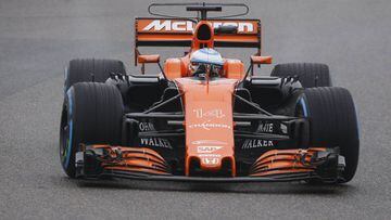 Fernando Alonso con el McLaren-Honda en China.