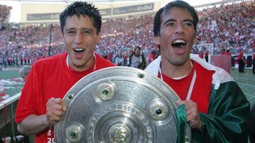 Ricardo Osorio también llegó junto con Pável Pardo para conquistar la Bundesliga con el Stuttgart. 