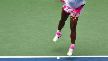 Serena advances and overtakes Navratilova’s record