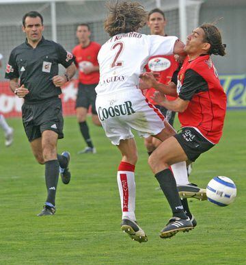 In 2005, Sevilla's Javi Navarro was banned for five games after leaving Real Mallorca's Juan Arango in intensive care with this sickening elbow.