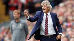 FILE PHOTO: West Ham manager Manuel Pellegrini gestures during the Liverpool v West Ham United match at Anfield, Liverpool, Britain  on Aug. 12, 2018 . Action Images via Reuters/Carl Recine/File Photo