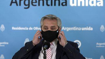 FILE PHOTO: Argentina&#039;s President Alberto Fernandez gestures during the announcement that Argentina and Mexico will produce and distribute an experimental coronavirus vaccine, at the Olivos Presidential residence, in Buenos Aires, Argentina August 12, 2020. Juan Mabromata/Pool via REUTERS/File Photo