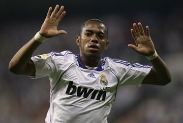 Supposedly the new Ronaldo / Ronaldinho / Zico, Robinho's famous noctural habits hampered his Real Madrid career. He went on to move to Manchester City and Milan before winding up at İstanbul Başakşehir.