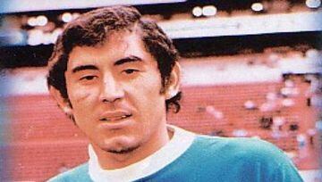 El delantero paraguayo es el quinto máximo goleador en la historia de la Máquina con 77 goles. Formó parte de aquel Cruz Azul tricampeón de liga en los 70's.