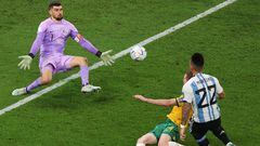 Lautaro Martínez no ha tenido el Mundial que esperaban los aficionados argentinos, quienes comienzan a recordar a Gonzalo Higuaín en el Mundial Brasil 2014.