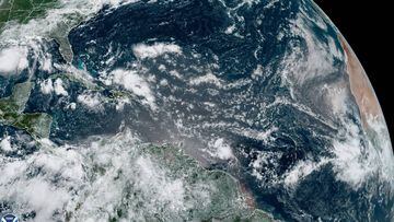 El Hurac&aacute;n Hanna dio tregua a Estados Unidos al llegar al sur de Texas el s&aacute;bado por la noche, pues perdi&oacute; su categor&iacute;a de tif&oacute;n para degradarse a tormenta tropical.