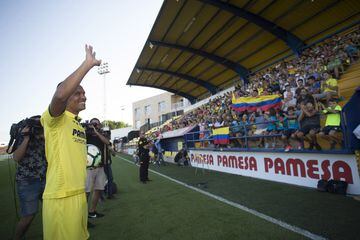 Carlos Bacca fue presentado en La Cerámica como nuevo refuerzo del Villarreal.