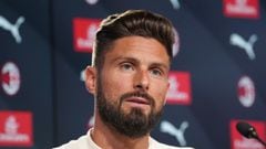 Deschamps leaves Giroud out of France squad and recalls Martial
