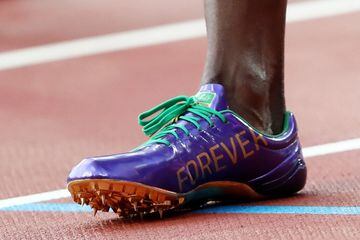 Detalle de las zapatillas de Usain Bolt.