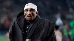 PHILADELPHIA, PENNSYLVANIA - DECEMBER 25: Jalen Hurts #1 of the Philadelphia Eagles looks on after the 33-25 win against the New York Giants at Lincoln Financial Field on December 25, 2023 in Philadelphia, Pennsylvania.   Adam Hunger/Getty Images/AFP (Photo by Adam Hunger / GETTY IMAGES NORTH AMERICA / Getty Images via AFP)