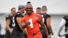 BEREA, OH - JULY 27: Deshaun Watson #4 of the Cleveland Browns laughs during Cleveland Browns training camp at CrossCountry Mortgage Campus on July 27, 2022 in Berea, Ohio.   Nick Cammett/Getty Images/AFP
== FOR NEWSPAPERS, INTERNET, TELCOS & TELEVISION USE ONLY ==