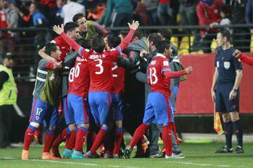 La 'Roja' Sub 17 festejando uno de los goles de la victoria por 4-1 sobre Estados Unidos.