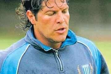 Estuvo en Racing Club en 2003 y 2004 y actualmente su hijo mayor del mismo nombre viste la camiseta de Vélez Sarsfield.