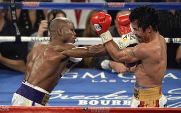 Timothy Bradley making a fist of it in the ninth.