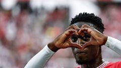 Reims' English forward Folarin Balogun celebrates scoring his team's first goal during the French L1 football match between Stade de Reims and Montpellier Herault SC at Stade Auguste-Delaune in Reims, northern France on June 3, 2023. (Photo by Sameer Al-DOUMY / AFP)