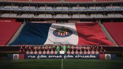 Anuncian números en dorsales de Chivas para el Mundial de Clubes