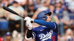 GLENDALE, ARIZONA - FEBRUARY 27: Shohei Ohtani #17 of the Los Angeles Dodgers hits a two-run home run in the fifth inning inning during a game against the Chicago White Sox at Camelback Ranch on February 27, 2024 in Glendale, Arizona.   Christian Petersen/Getty Images/AFP (Photo by Christian Petersen / GETTY IMAGES NORTH AMERICA / Getty Images via AFP)