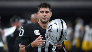 LAS VEGAS, NEVADA - SEPTEMBER 24: Jimmy Garoppolo #10 of the Las Vegas Raiders looks on during warm ups before the game against the Pittsburgh Steelers at Allegiant Stadium on September 24, 2023 in Las Vegas, Nevada.   Sam Morris/Getty Images/AFP (Photo by Sam Morris / GETTY IMAGES NORTH AMERICA / Getty Images via AFP)
