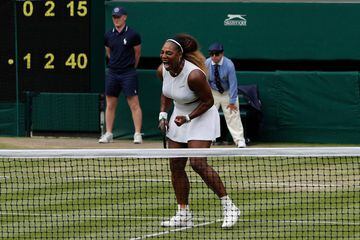 Sin sorpresas se desarrollaron los partidos de cuartos de final en la rama femenina de Wimbledon. Halep, Williams, Svitolina y Strycova estarán en la penúltima fase del torneo. 