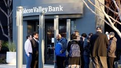 Silicon Valley Bank (SVB) y Signature Bank colapsaron. ¿Esto afectará a las pensiones? Te explicamos qué fondos podrían o ya han sufrido pérdidas.