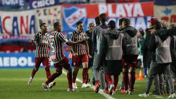 Fluminense venci&oacute; con un gol de Luciano y el equipo carioca accede a las semifinales de la Copa Sudamericana. Los charr&uacute;as no pudieron convertir.