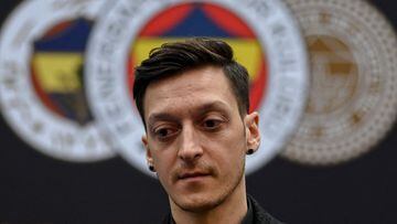 El presidente del Fenerbache 'canta las cuarenta' a Özil