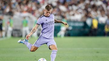 Pasadena (United States), 31/07/2022.- Real Madrid midfielder Toni Kroos in action during the second half of the pre-season game between Juventus F.C. and Real Madrid at the Rose Bowl in Pasadena, California, USA, 30 July 2022. (Estados Unidos) EFE/EPA/ETIENNE LAURENT

