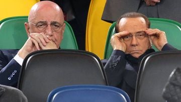 Galliani y Berlusconi ven un partido en el estadio de la Juventus en 2016 