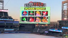Juegan Mario Kart para estrenar pantalla del Citi Field de los Mets de Nueva York