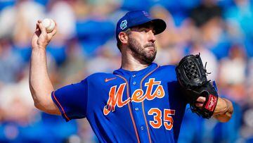 Mar 26, 2023; Port St. Lucie, Florida, USA; New York Mets starting pitcher Justin Verlander (35) throws a pitch against the Miami Marlins during the first inning at Clover Park. Mandatory Credit: Rich Storry-USA TODAY Sports
