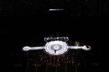 El escenario del Halftime Show del Super Bowl LVIII desde las alturas.