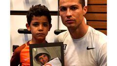 Cristiano Ronaldo y su hijo, contra la guerra en Siria