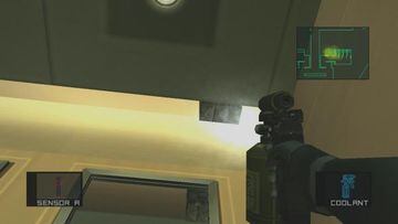 En una sección de Metal Gear Solid 2 debemos desactivar bombas en primera persona rociándolas con líquido refrigerante
