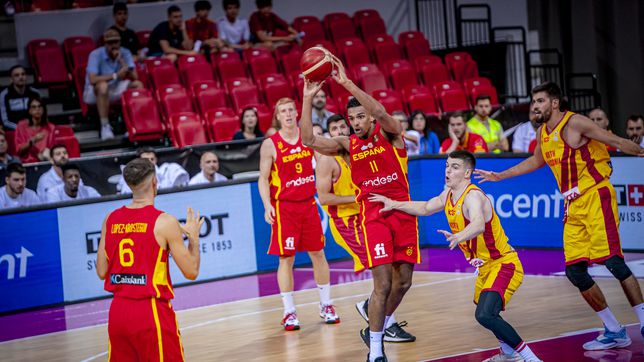 España gana a Macedonia en el regreso del Samurái