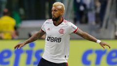Flamengo casi derrota al invencible Palmeiras con Vidal en cancha