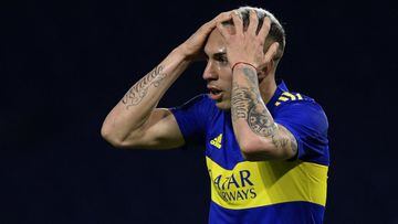 Boca Juniors&#039; Armenian forward Norberto Briasco reacts after missing a chance to score against Defensa y Justicia during their Argentine Professional Football League match at the &quot;Bombonera&quot; stadium in Buenos Aires, Argentina, on September 14, 2021. (Photo by JUAN MABROMATA / AFP)