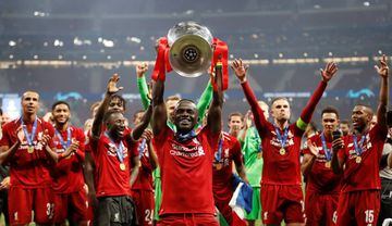 Liverpool's Sadio Mané with the Champions League trophy