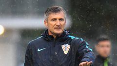 GORIZIA, ITALY - AUGUST 14: Robert Jarni head coach of Croatia U19 issues instructions to his players during the International Friendly Italy U19 and Croatia U19 at Stadio Enzo Bearzot on August 14, 2018 in Gorizia, Italy.  (Photo by Alessandro Sabattini/Getty Images) 
PUBLICADA 13/12/22 NA MA05 1COL
