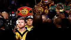 LAS VEGAS, NEVADA - SEPTEMBER 30: Saul "Canelo" Alvarez of Mexico makes his ring walk prior to a super middleweight title fight against Jermell Charlo (not pictured) at T-Mobile Arena on September 30, 2023 in Las Vegas, Nevada.   Sarah Stier/Getty Images/AFP (Photo by Sarah Stier / GETTY IMAGES NORTH AMERICA / Getty Images via AFP)