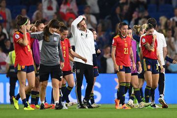 Las jugadoras de la selección española tras finalizar el partido.