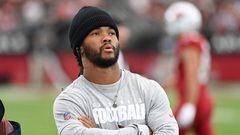 GLENDALE, ARIZONA - OCTOBER 29: Kyler Murray #1 of the Arizona Cardinals looks on from the sideline during the second quarter against the Baltimore Ravens at State Farm Stadium on October 29, 2023 in Glendale, Arizona.   Norm Hall/Getty Images/AFP (Photo by Norm Hall / GETTY IMAGES NORTH AMERICA / Getty Images via AFP)