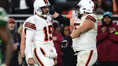 Joe Flacco and the Cleveland Browns secured their place in the playoffs with a 37-20 win in a high scoring game between two of the league’s best defenses.
