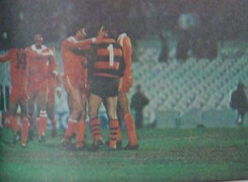 En su debut en Copa Libertadores en 1981, Cobreloa derrotó a los dos grandes de Uruguay en el estadio Centenario en una semana. Fue 2-1 a Nacional y 1-0 a Peñarol.