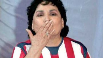 Carmen Salinas es aficionada a las Chivas y el club le deseó su pronta recuperación