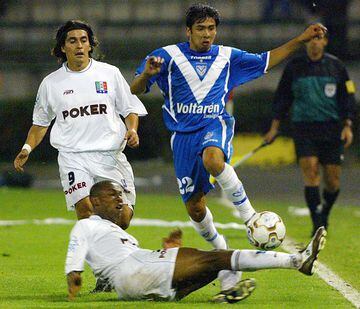 El jugador argentino, que militaba en el Velez Sarsfield,  tuvo que retirarse del fútbol profesional en 2005, a los 20 años, al sufrir una hipertrofia cardiovascular. 
 