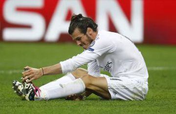 Bale on the floor trying to stretch it off.