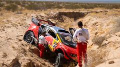 200 LOEB Sebastien (fra), LURQUIN Fabian (bel), Bahrain Raid Xtreme, Prodrive Hunter, FIA W2RC, crash, accident, during the Stage 3 of the Sonora Rally 2023, 3rd round of the 2023 World Rally-Raid Championship, around Penasco on April 26th, 2023 in Penasco, Mexico - Photo Julien Delfosse / DPPI