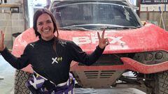 Cristina Gutiérrez, con el BXR del Dakar.